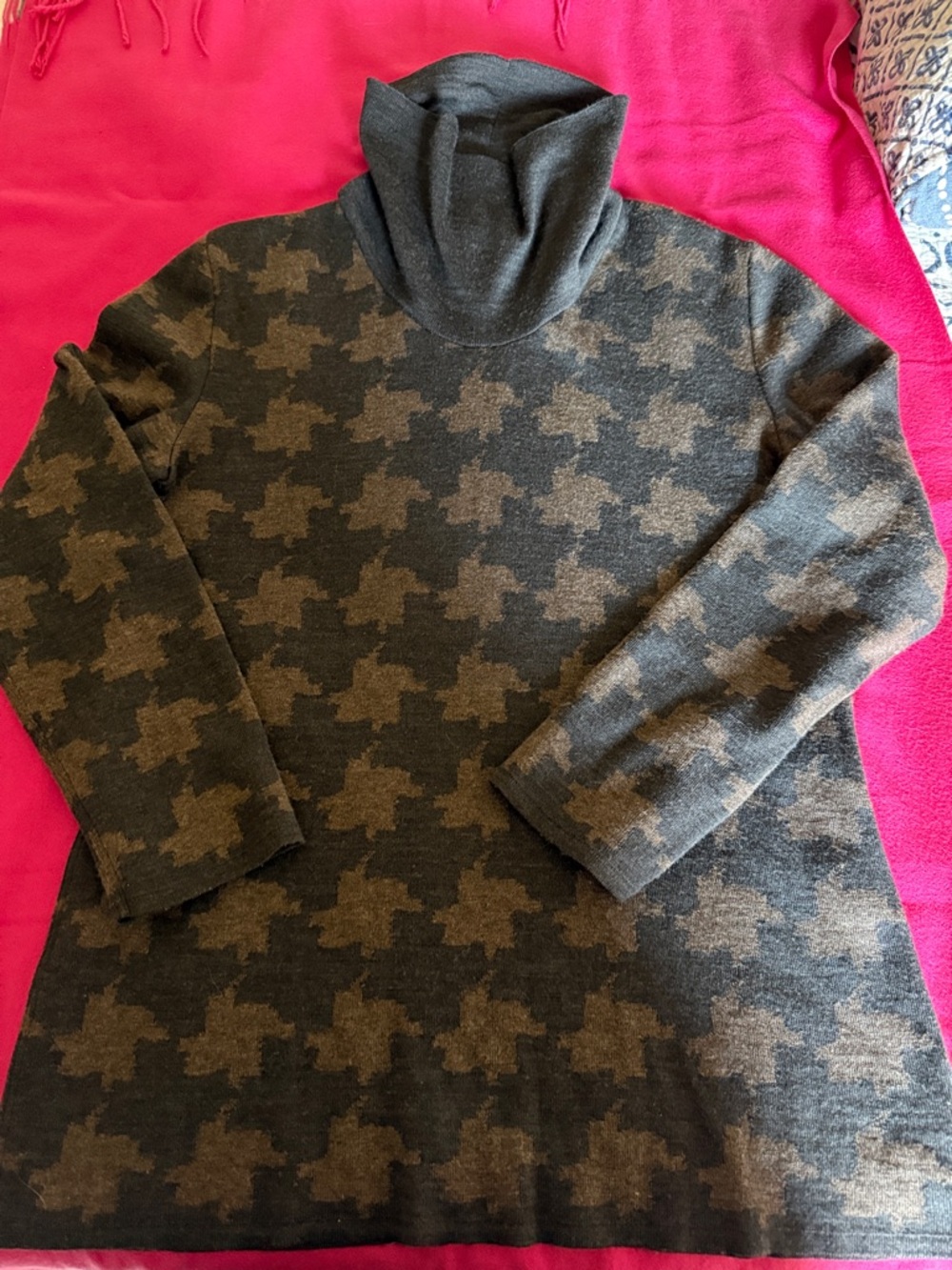 Nino Colombo women’s fine wool sweater